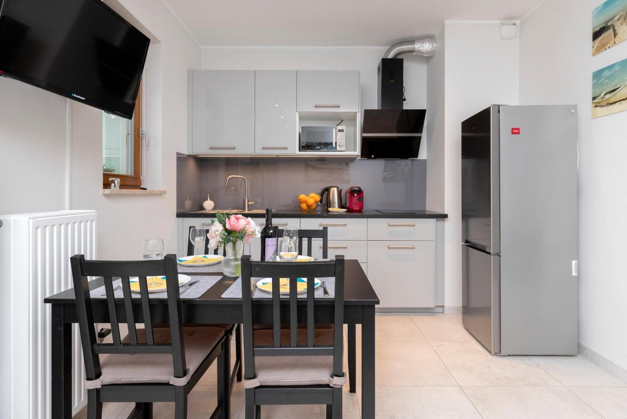 Apartament Z Widokiem Na Morze Obok Parku Millenium W Gdansku By Noclegi Renters Ngoại thất bức ảnh