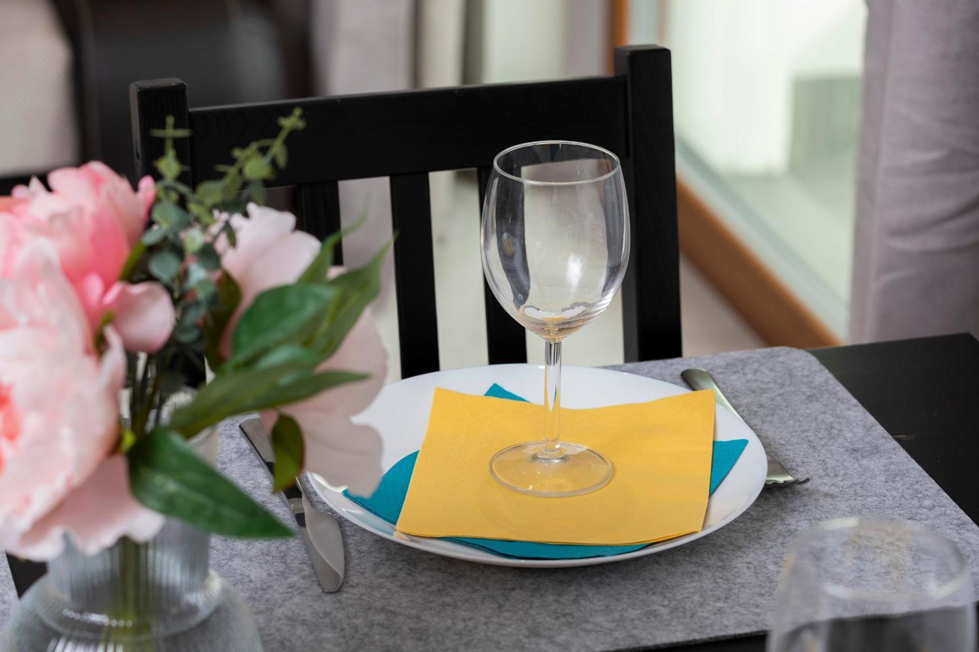 Apartament Z Widokiem Na Morze Obok Parku Millenium W Gdansku By Noclegi Renters Ngoại thất bức ảnh
